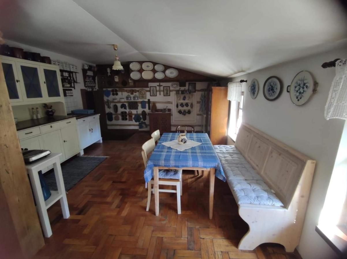 Cafe Nostalgie Ctyrluzkovy * Krásná Lípa